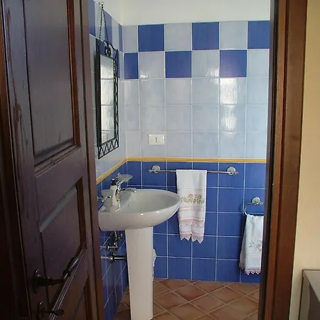 Prázdninový dům Holiday Home In Guardavalle Near Beaches, Cleaning Included *