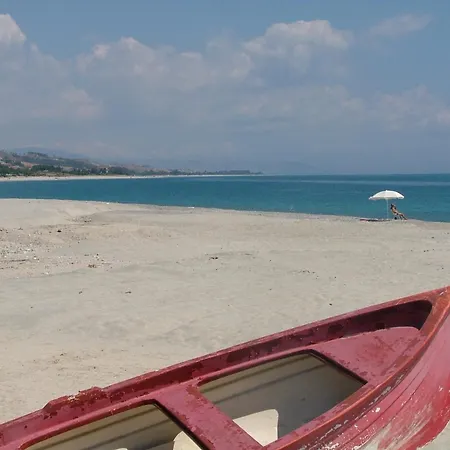 In Near Beaches, Cleaning Included